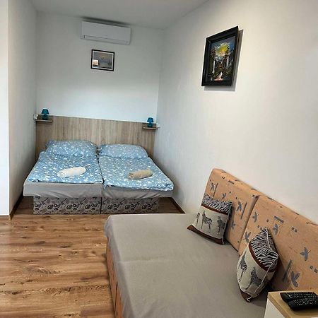 Bekivi Apartmany Dunajská Streda Exterior photo