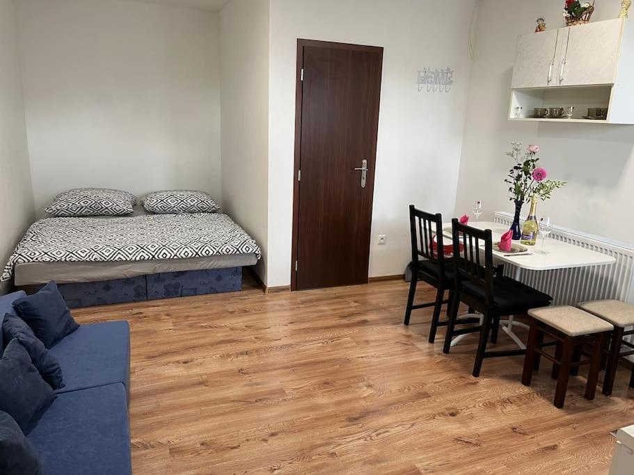 Bekivi Apartmany Dunajská Streda Exterior photo