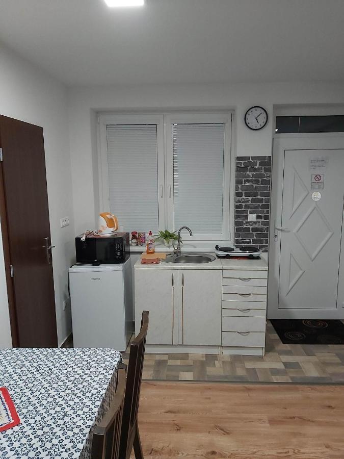 Bekivi Apartmany Dunajská Streda Exterior photo