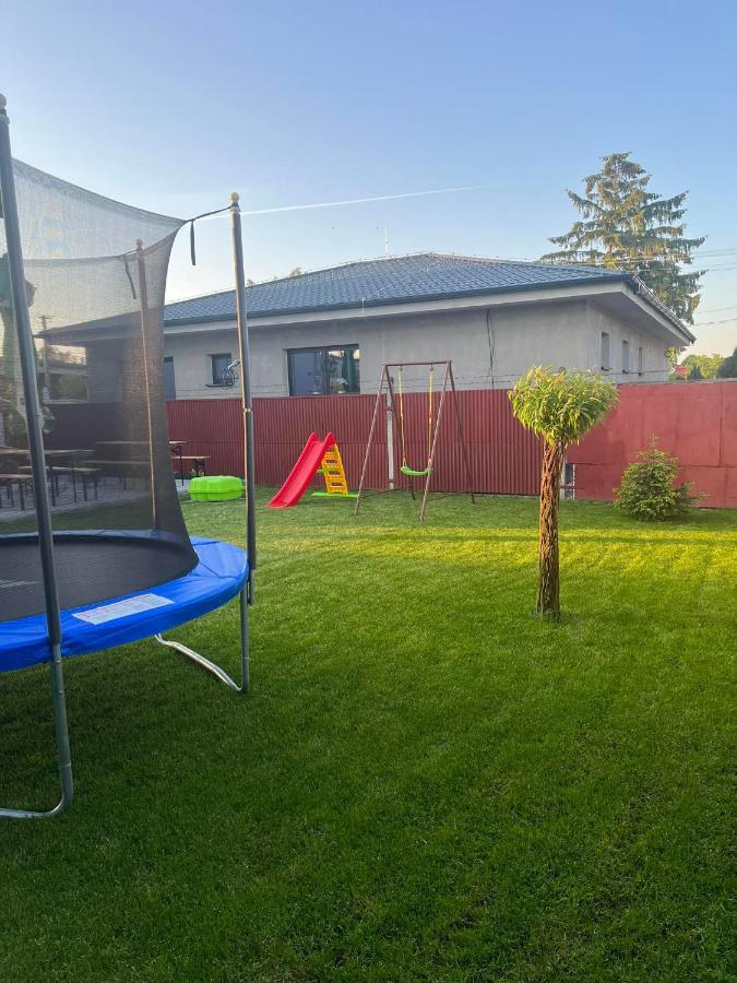 Bekivi Apartmany Dunajská Streda Exterior photo